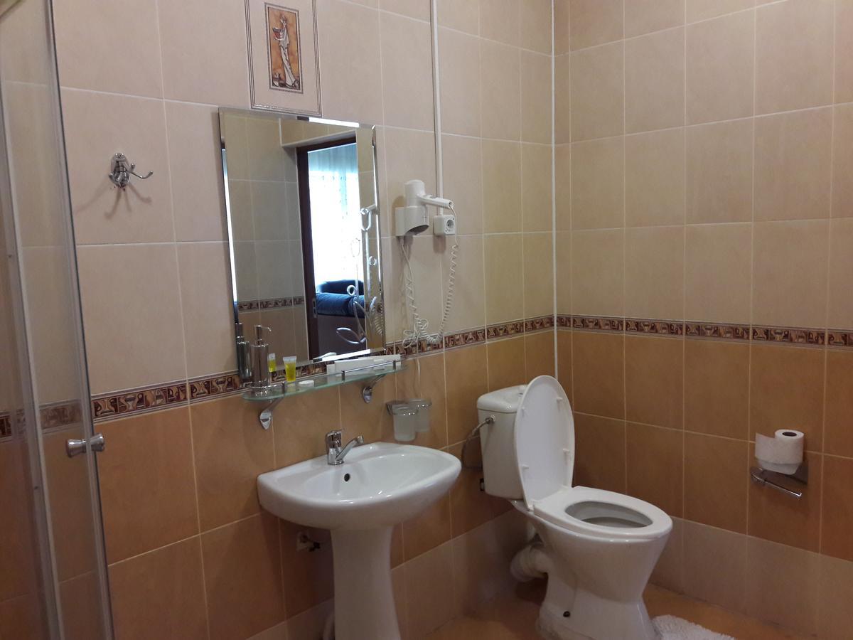Hotel Vangogh Kyzylorda 外观 照片
