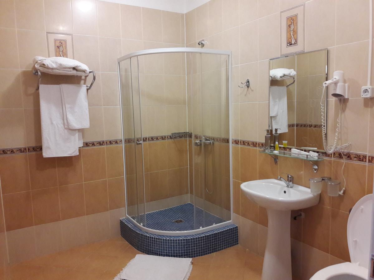 Hotel Vangogh Kyzylorda 外观 照片