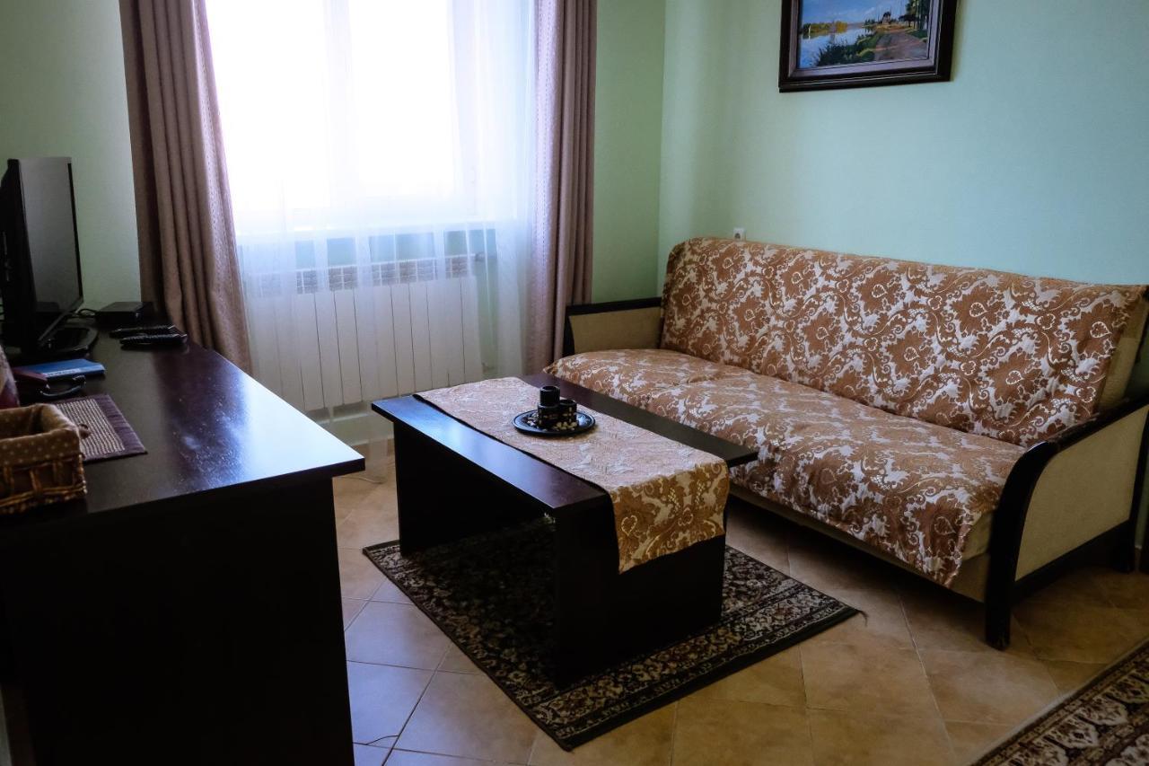 Hotel Vangogh Kyzylorda 外观 照片