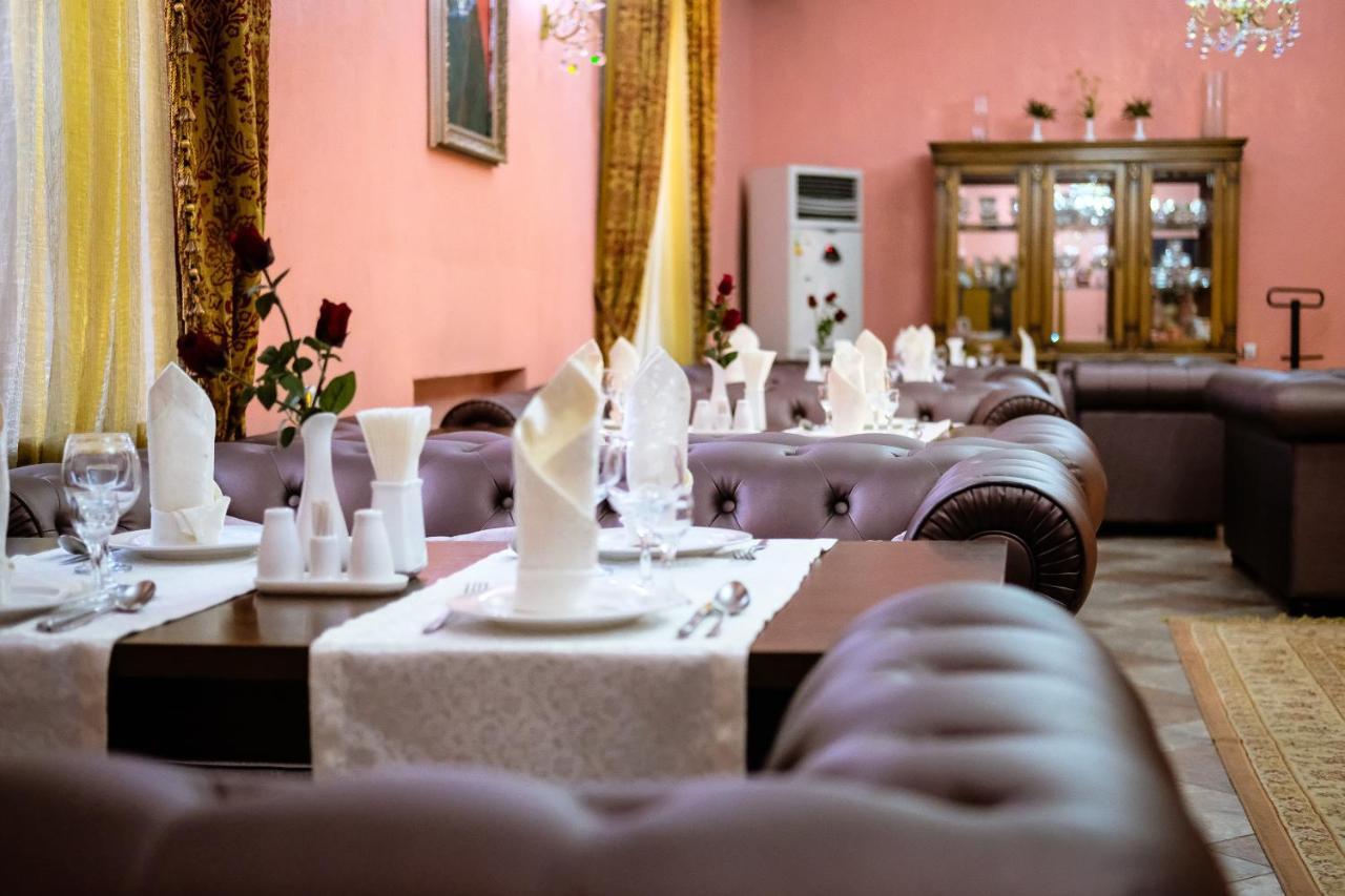 Hotel Vangogh Kyzylorda 外观 照片
