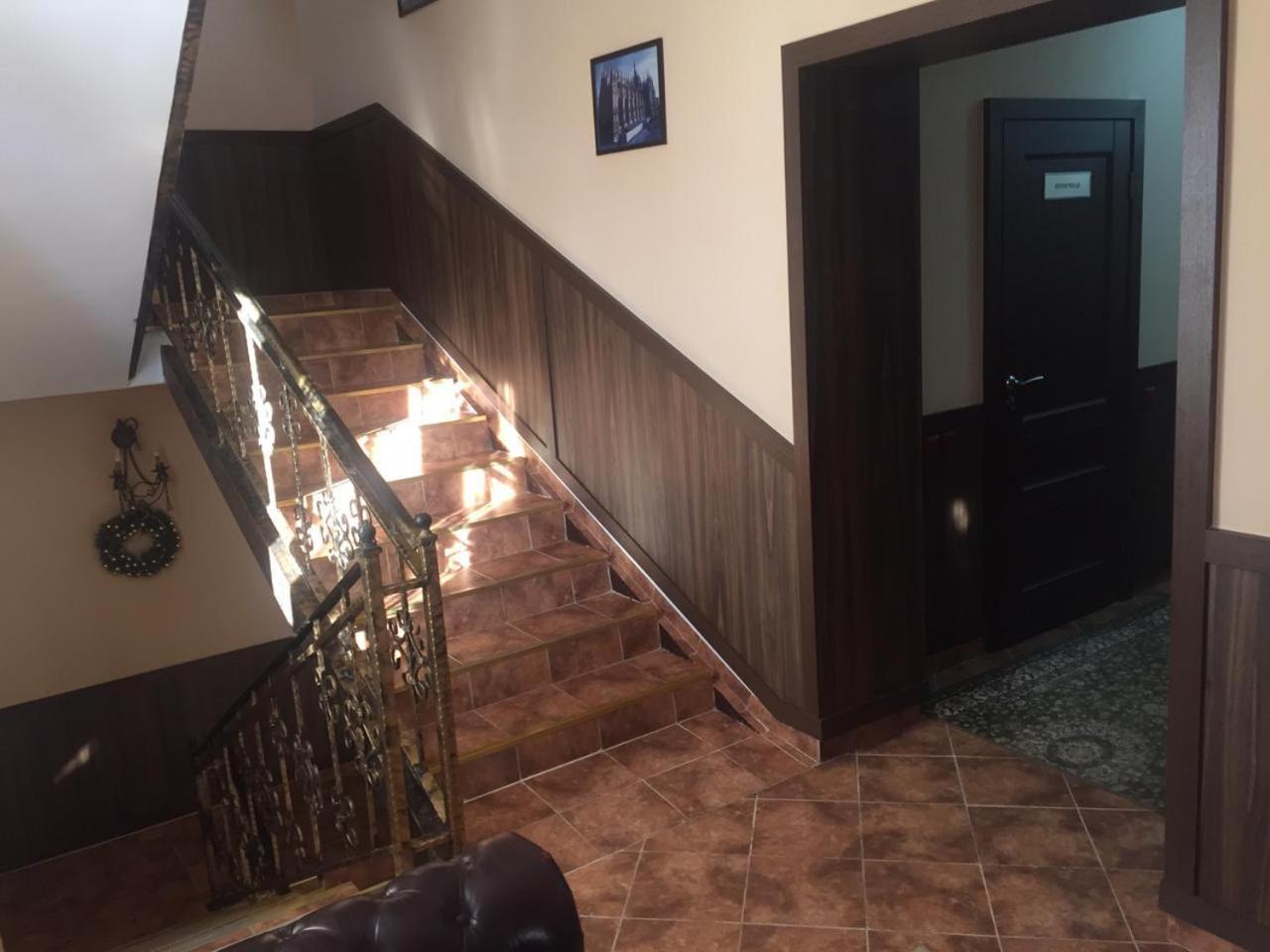 Hotel Vangogh Kyzylorda 外观 照片